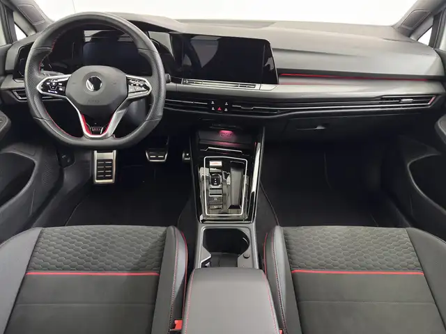 Volkswagen Golf view 10
