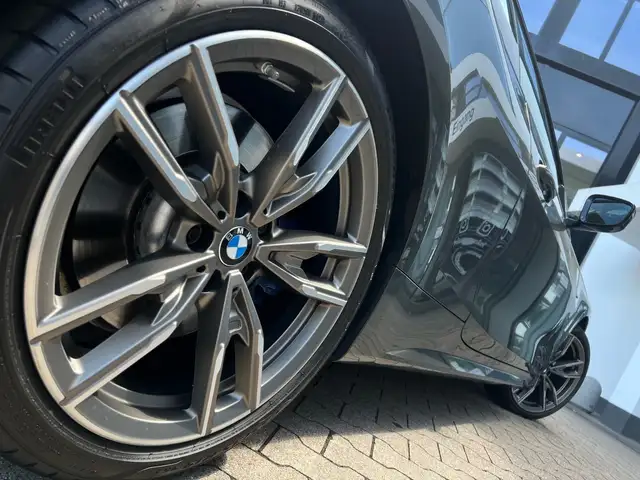 BMW 4 Series view 4