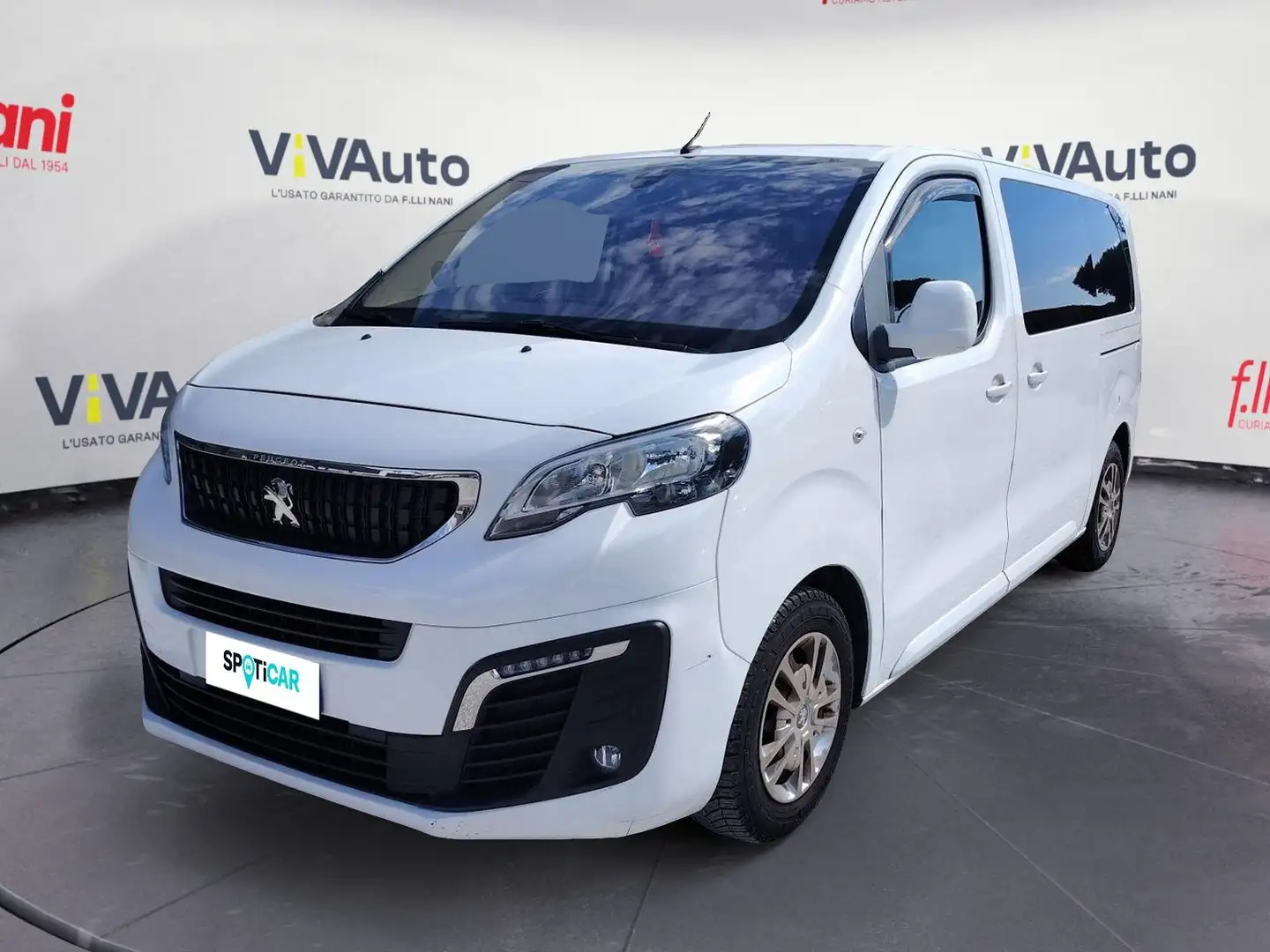 Peugeot Traveller BlueHDi 120 S&S Compact Business CON IVA ESPOSTA Bianco - 1