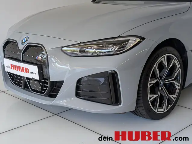 BMW i4 Gran Coupe xDrive Ansicht 8