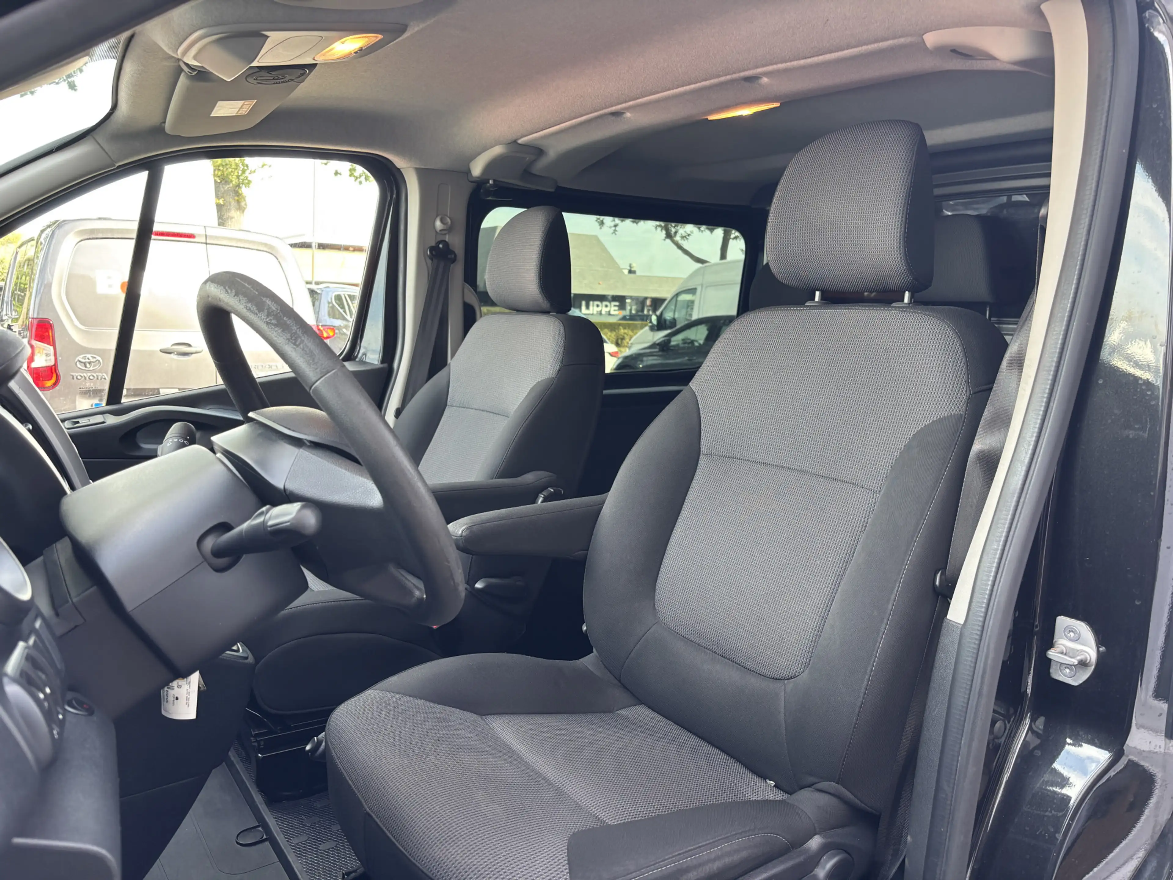 Renault Trafic 2.0 dCi 145 T29 L2H1 DC Comfort | Dubbel Cabine | — photo 2