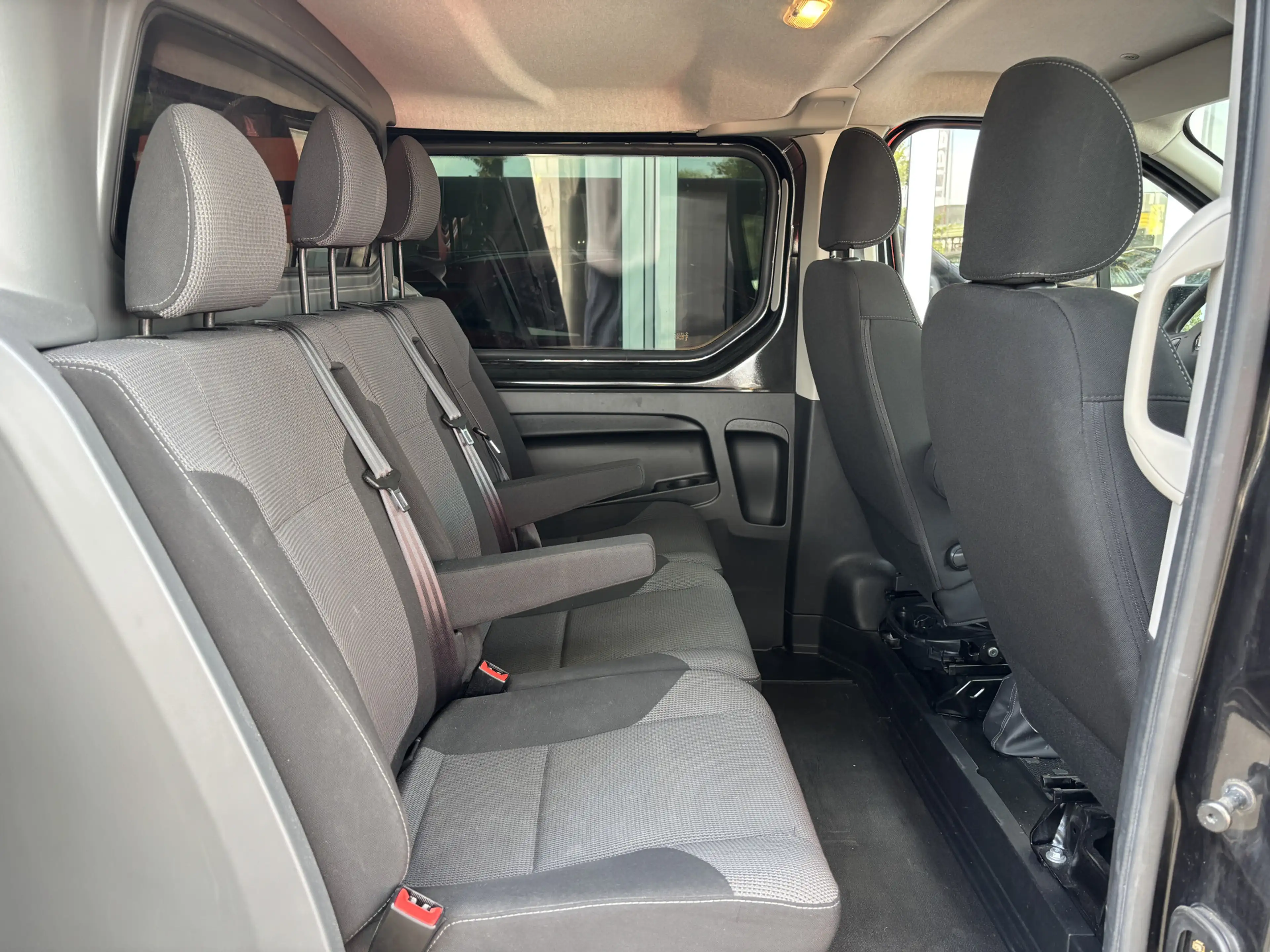 Renault Trafic 2.0 dCi 145 T29 L2H1 DC Comfort | Dubbel Cabine | — photo 8