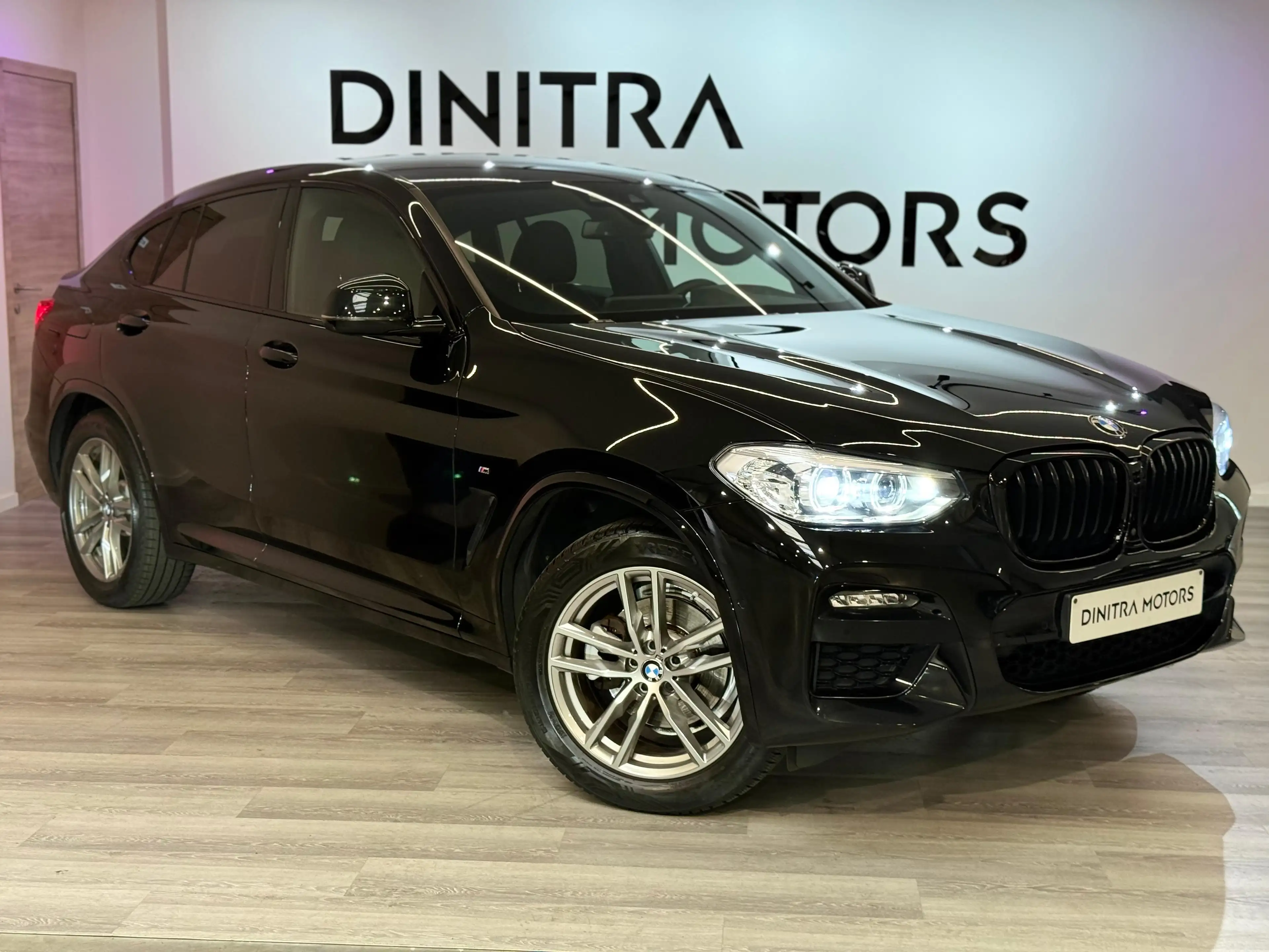 BMW X4 2.0iA xDrive M-Sport - Carplay/Navi/Cruise/LED/360