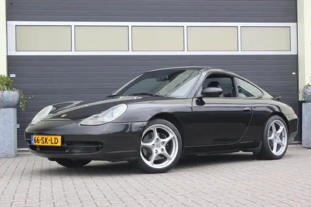 Porsche 911 3.4 Coupé Carrera | 18 Inch breedset |