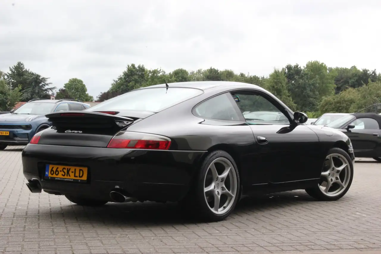 Porsche 911 3.4 Coupé Carrera | 18 Inch breedset |, foto 7