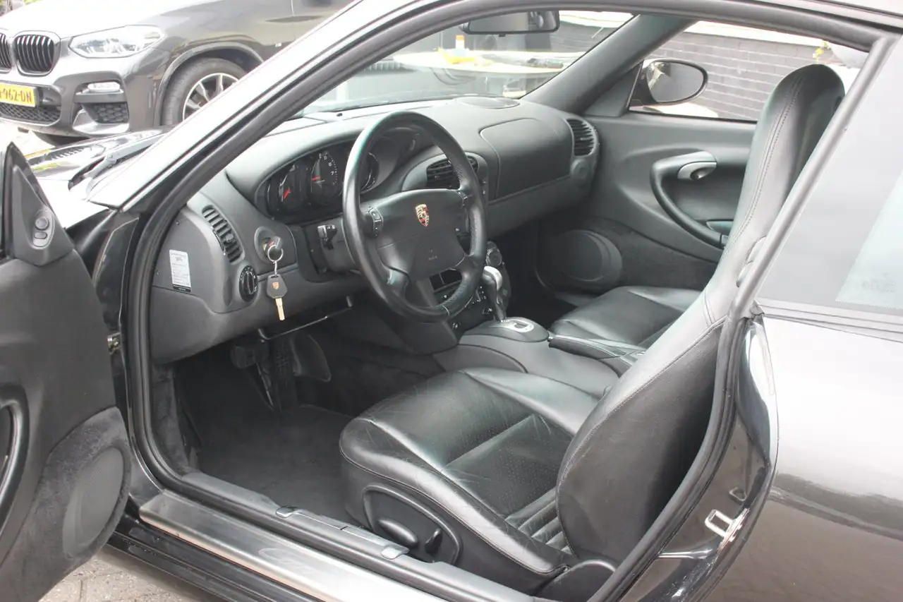 Porsche 911 3.4 Coupé Carrera | 18 Inch breedset |, foto 2