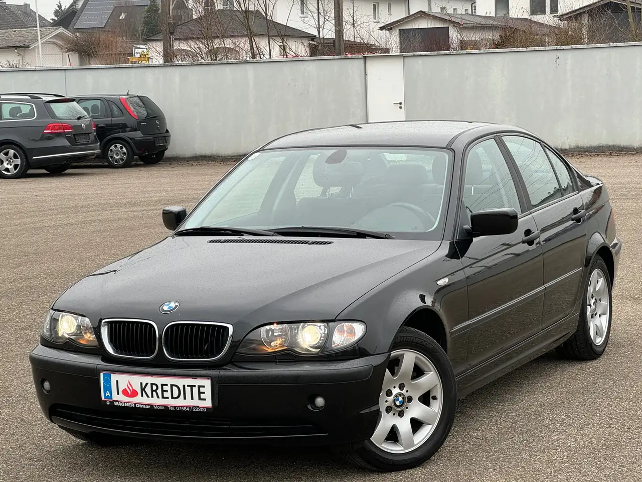 2004 - BMW 318 318 Boîte manuelle Berline