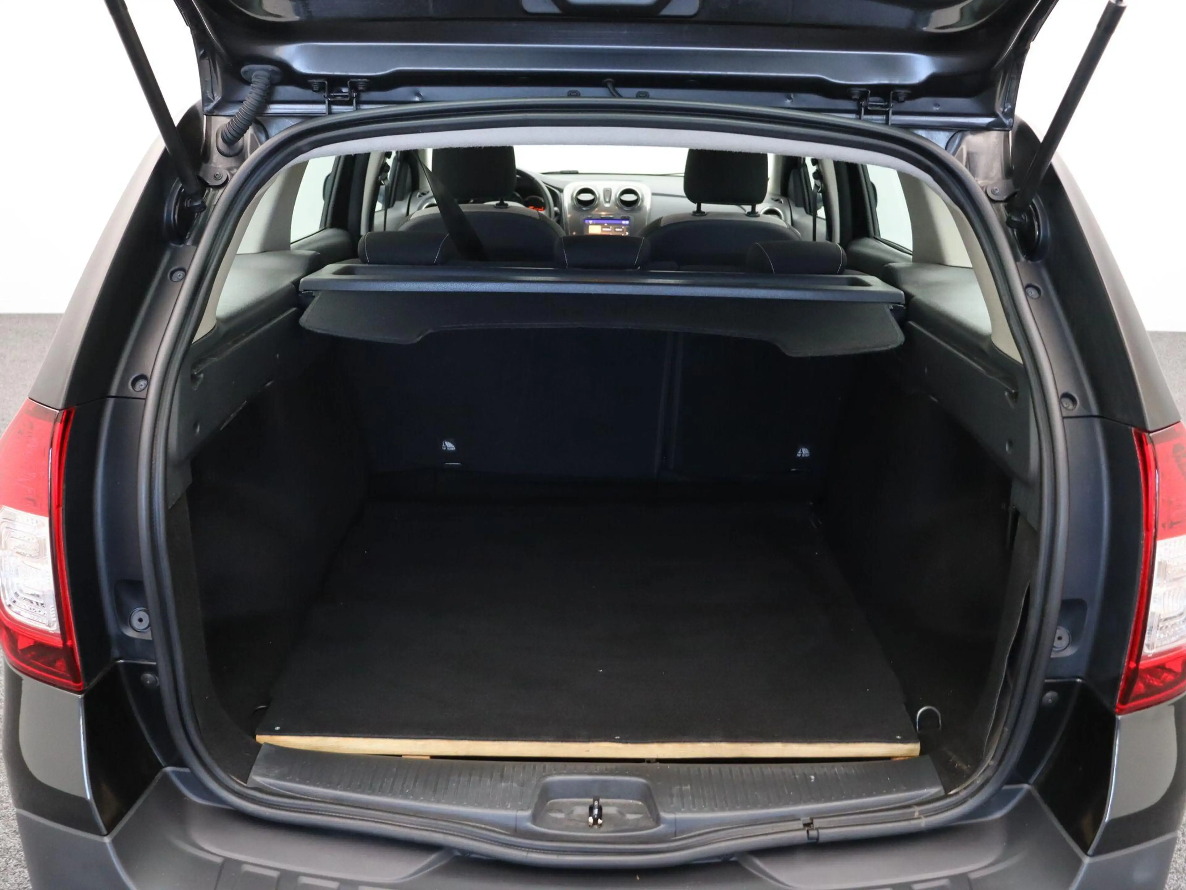 Dacia Logan MCV TCe 90pk Stepway | Trekhaak | Parkeersensoren — photo 15
