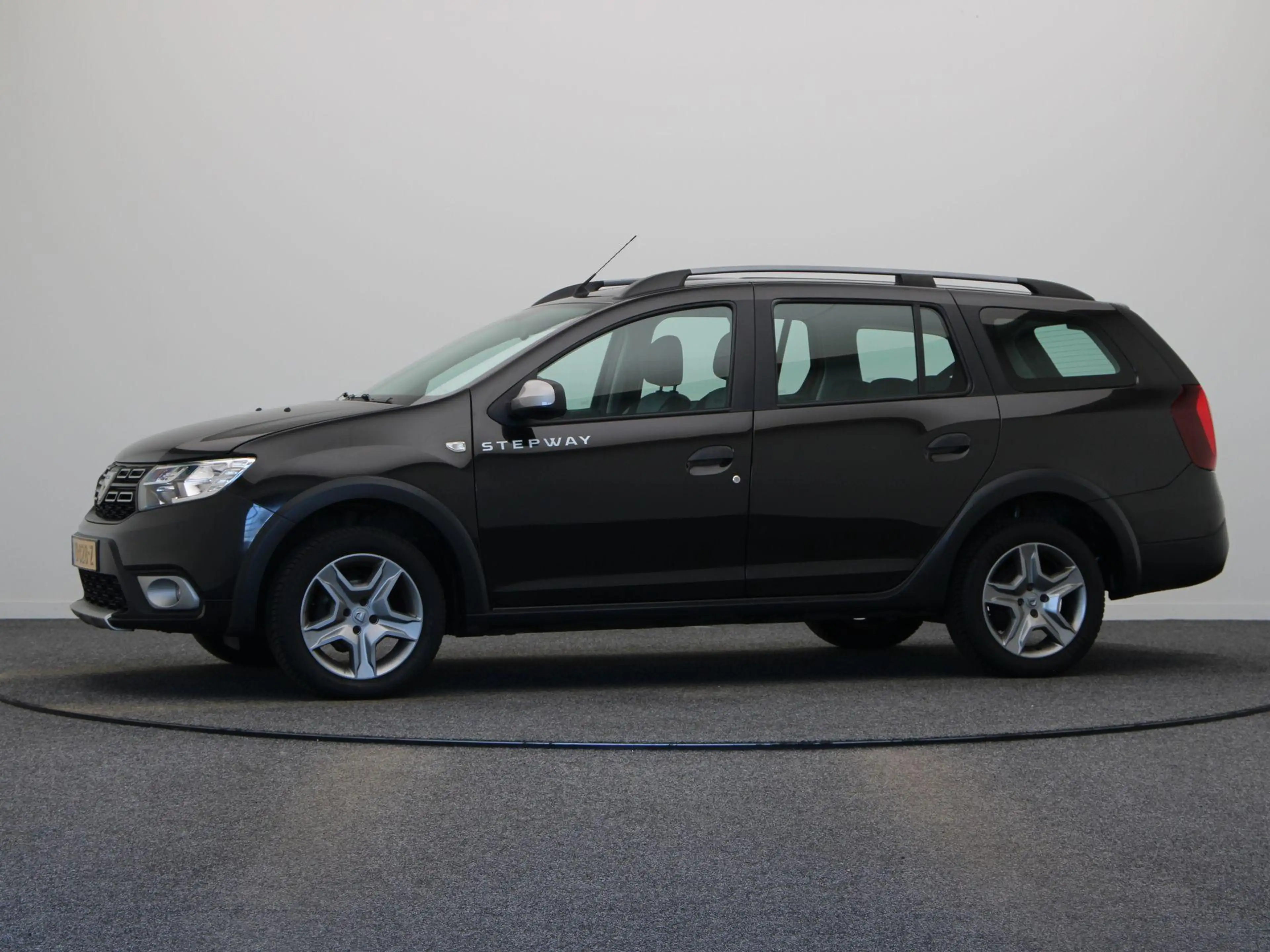 Dacia Logan MCV TCe 90pk Stepway | Trekhaak | Parkeersensoren — photo 12