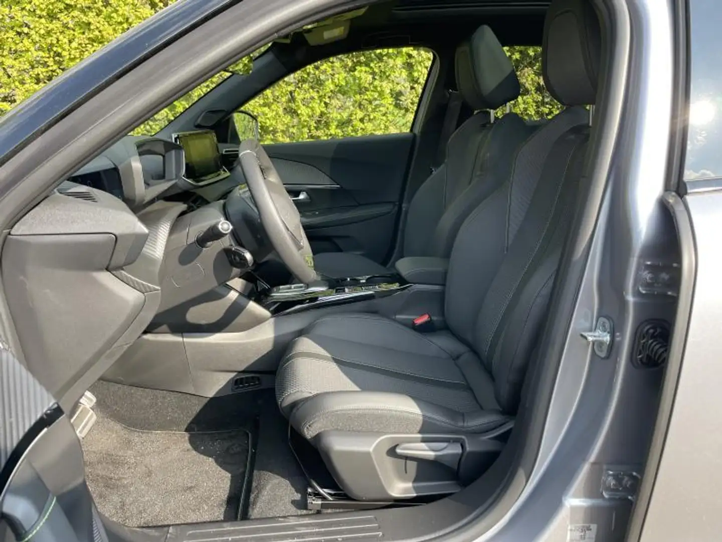 Peugeot 2008 Allure PAck Ezüst - 2