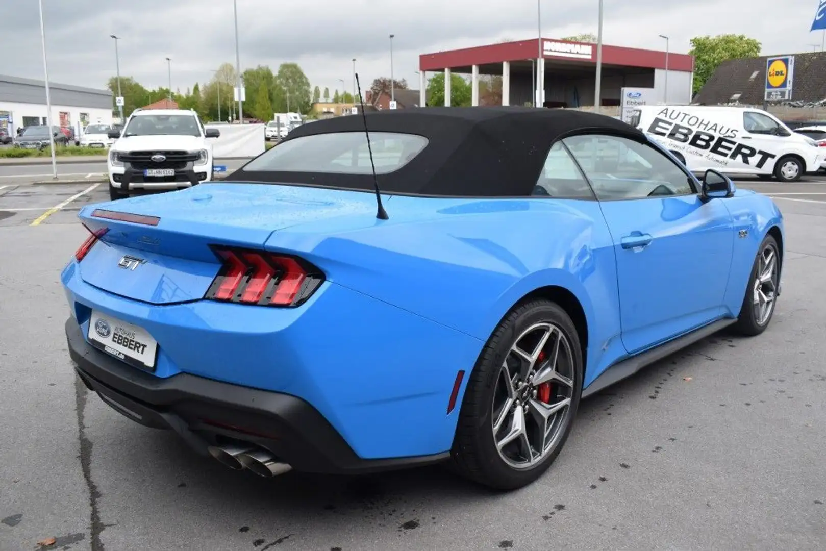 Ford Mustang Convertible 5.0 Ti-VCT V8 Aut. GT Blau - 2