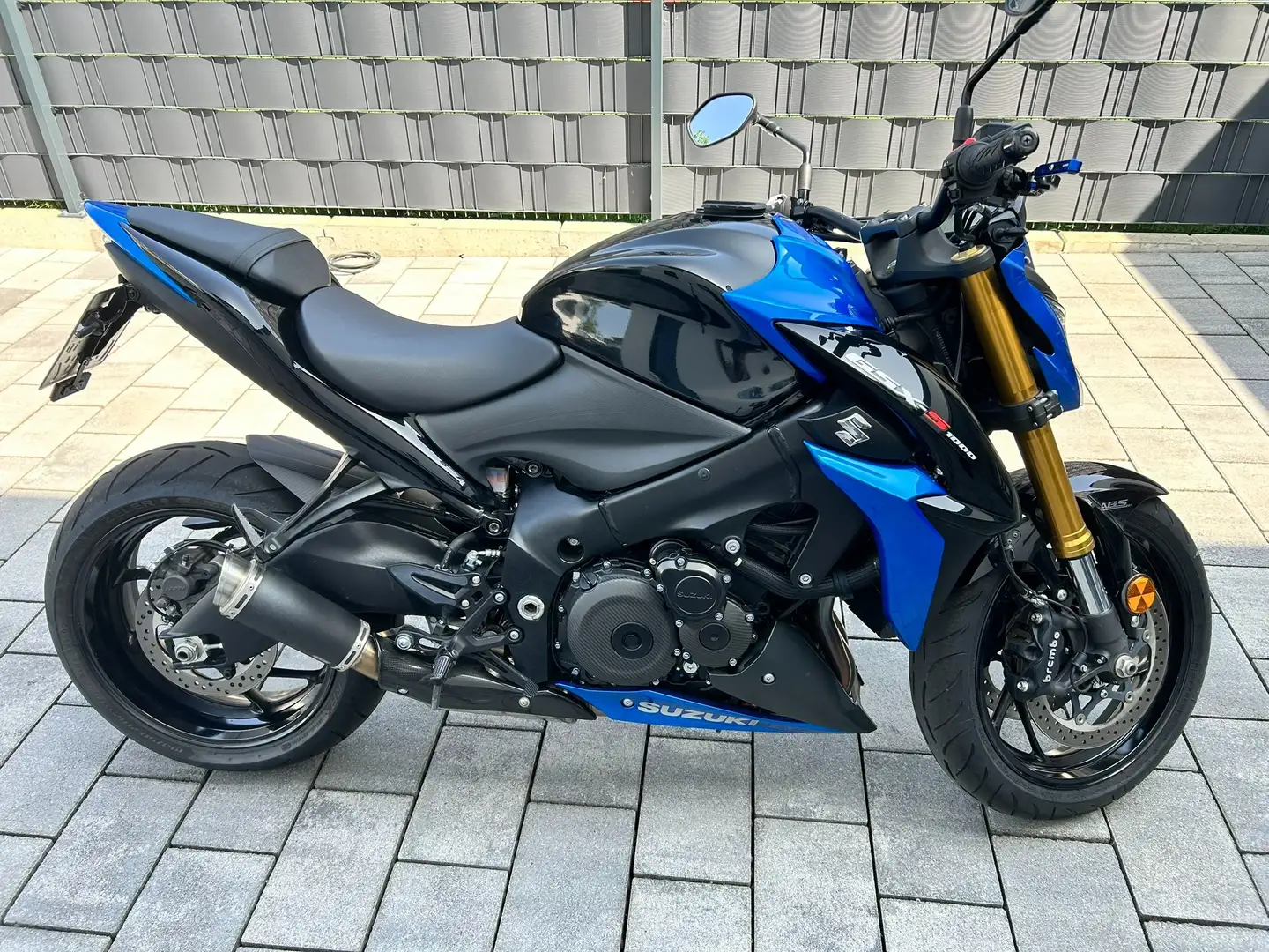 Suzuki GSX-S 1000 Kék - 1