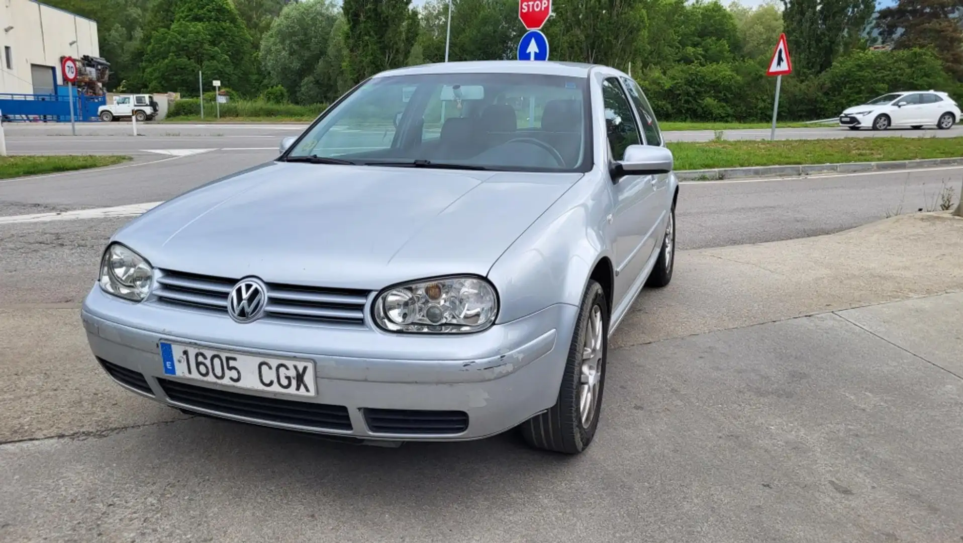 Volkswagen Golf 1.6 Highline 105 Argento - 1