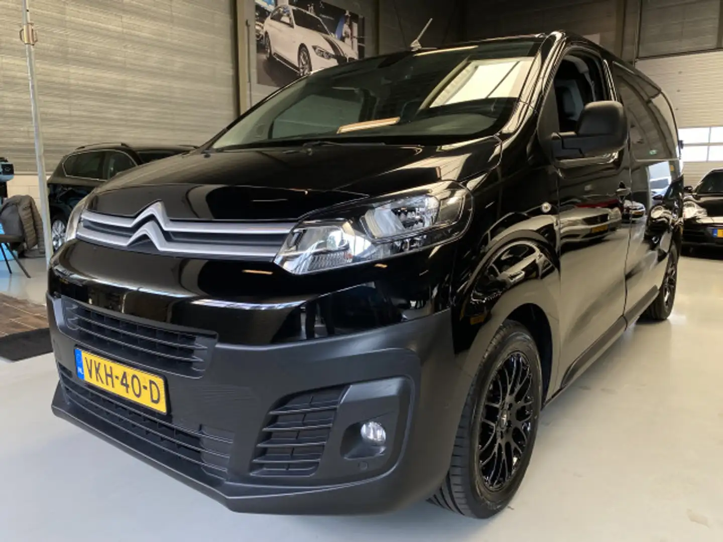 Citroen Jumpy 2.0 BlueHDI L2 120 M Club Cruise, Navi, Airco Siyah - 1