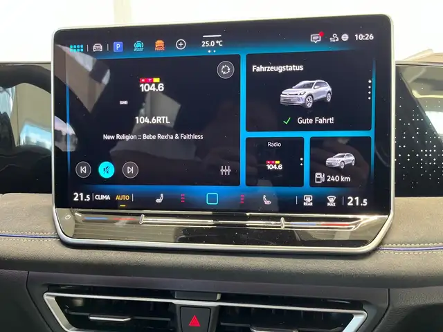 Volkswagen Tiguan view 13