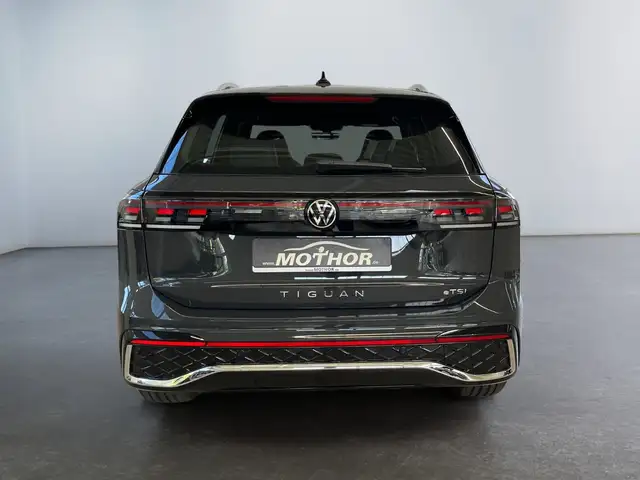 Volkswagen Tiguan view 5