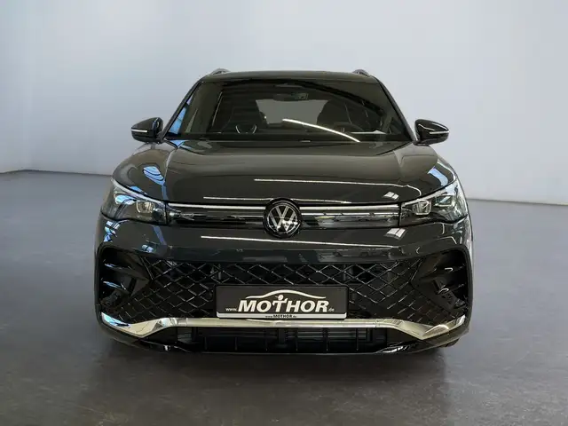 Volkswagen Tiguan view 6