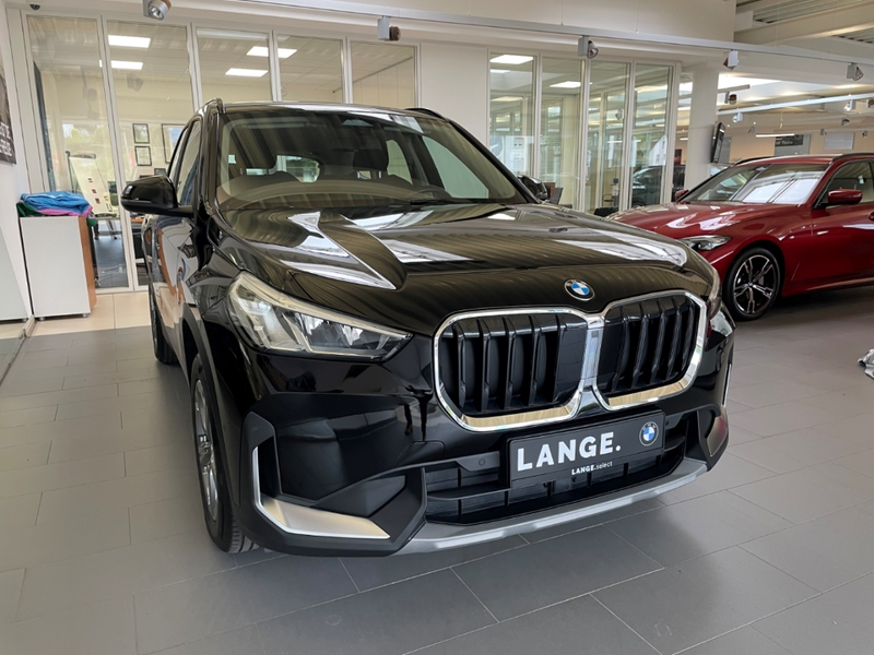 BMW X1 xDrive 20d Aut. AHK ACC Sitzh. RFK Sportsitze — photo 2