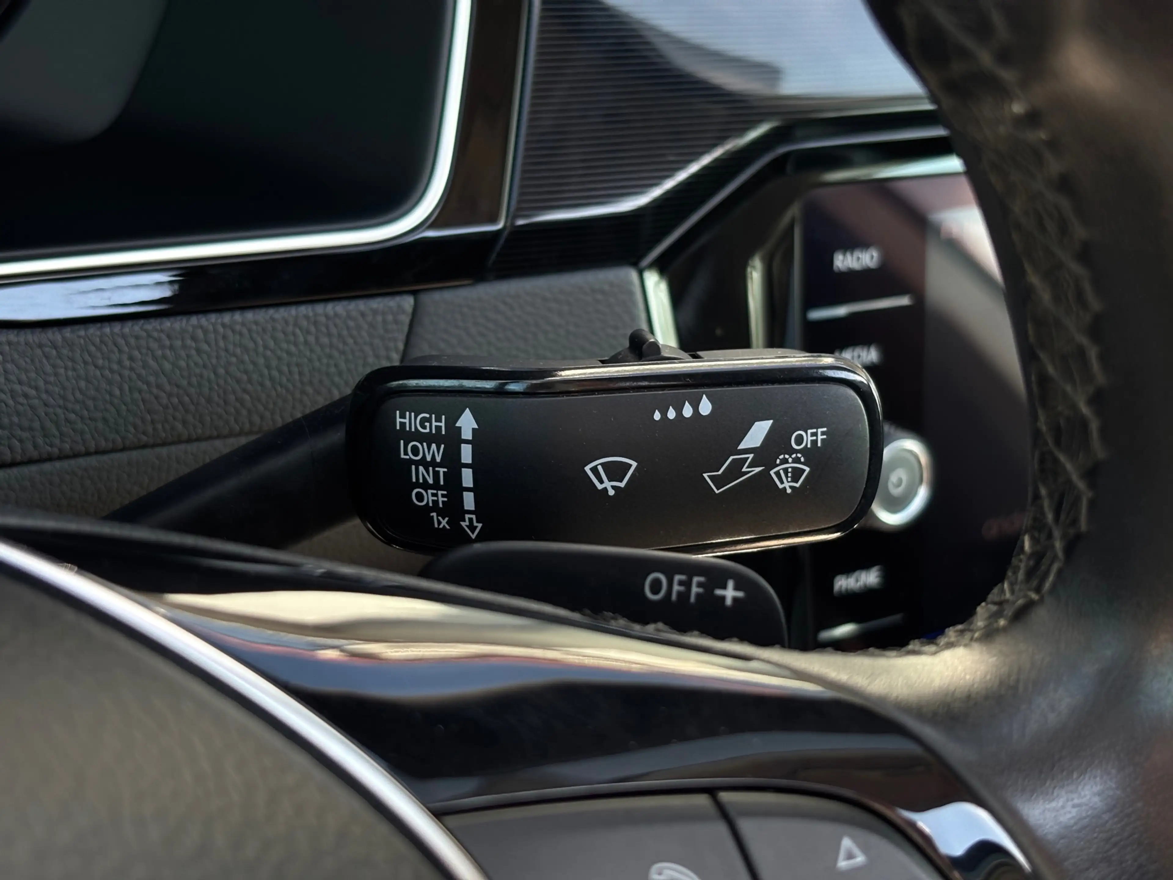 Volkswagen Arteon 1.5 TSI Elegance Business|PANO|7-DSG|ACC — photo 44
