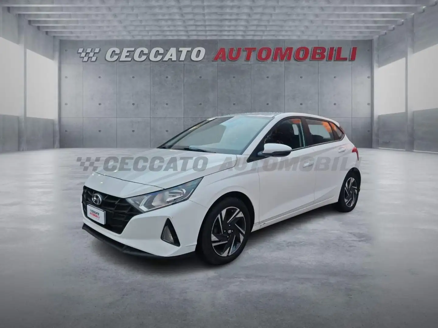 Hyundai i20 i20 1.2 mpi Connectline Weiß - 1