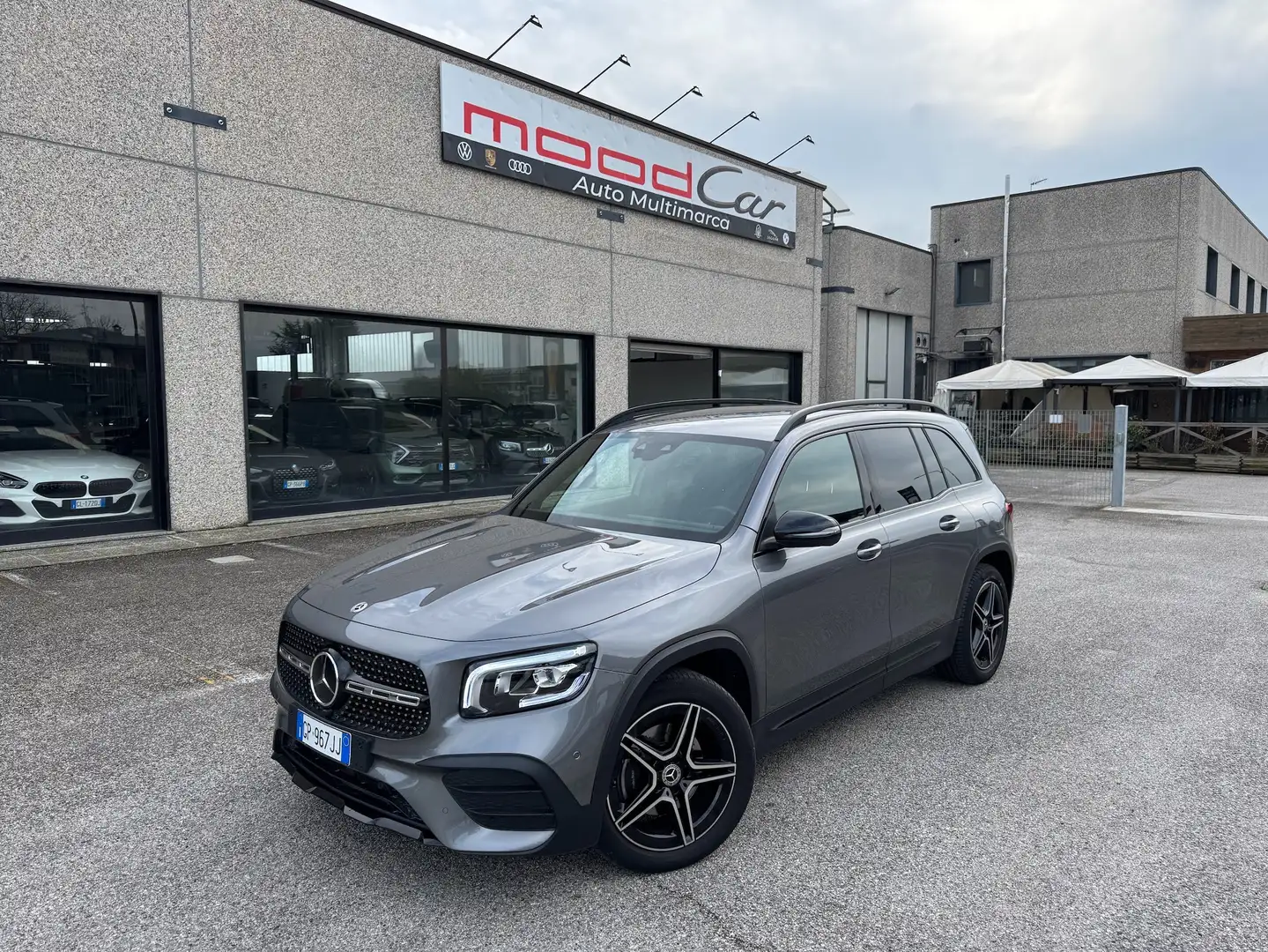 Mercedes-Benz GLB 200 d Premium auto Pack Luci - Garanzia Merc. 4 Anni Grigio - 1