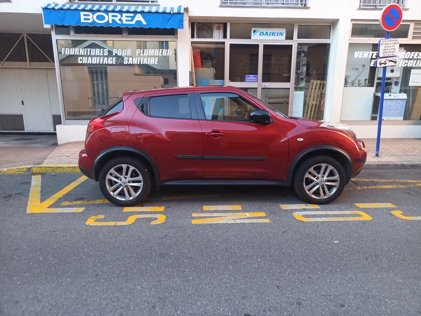 Nissan Juke 1.6e DIG-T 190 Acenta - 1