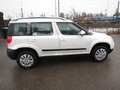 Skoda Yeti Twenty Aktive *76600 km, TÜV neu, 1. Hd.* Weiß - thumbnail 8