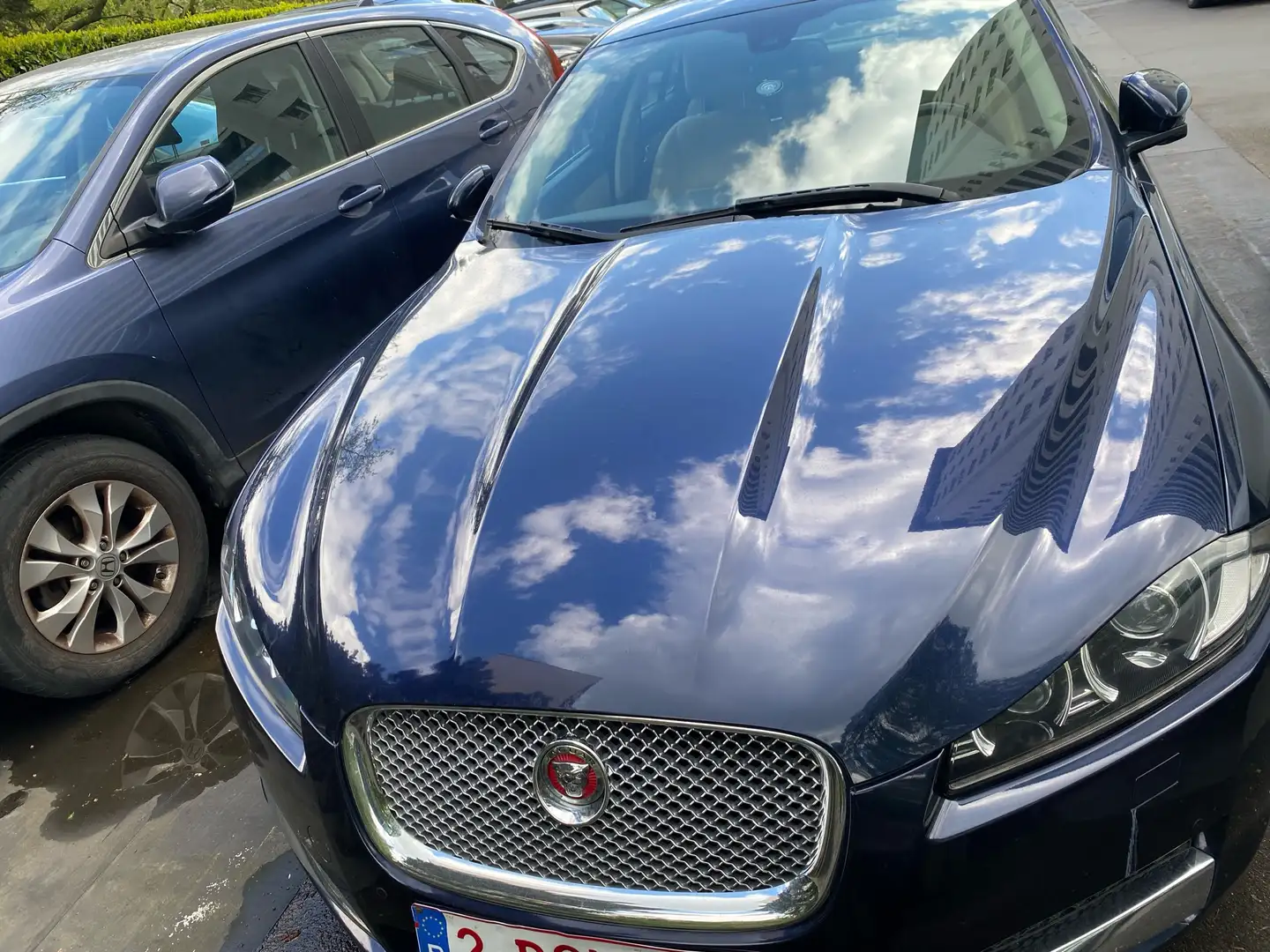 Jaguar XF E-Performance Aut. Portfolio carnet complet - 1