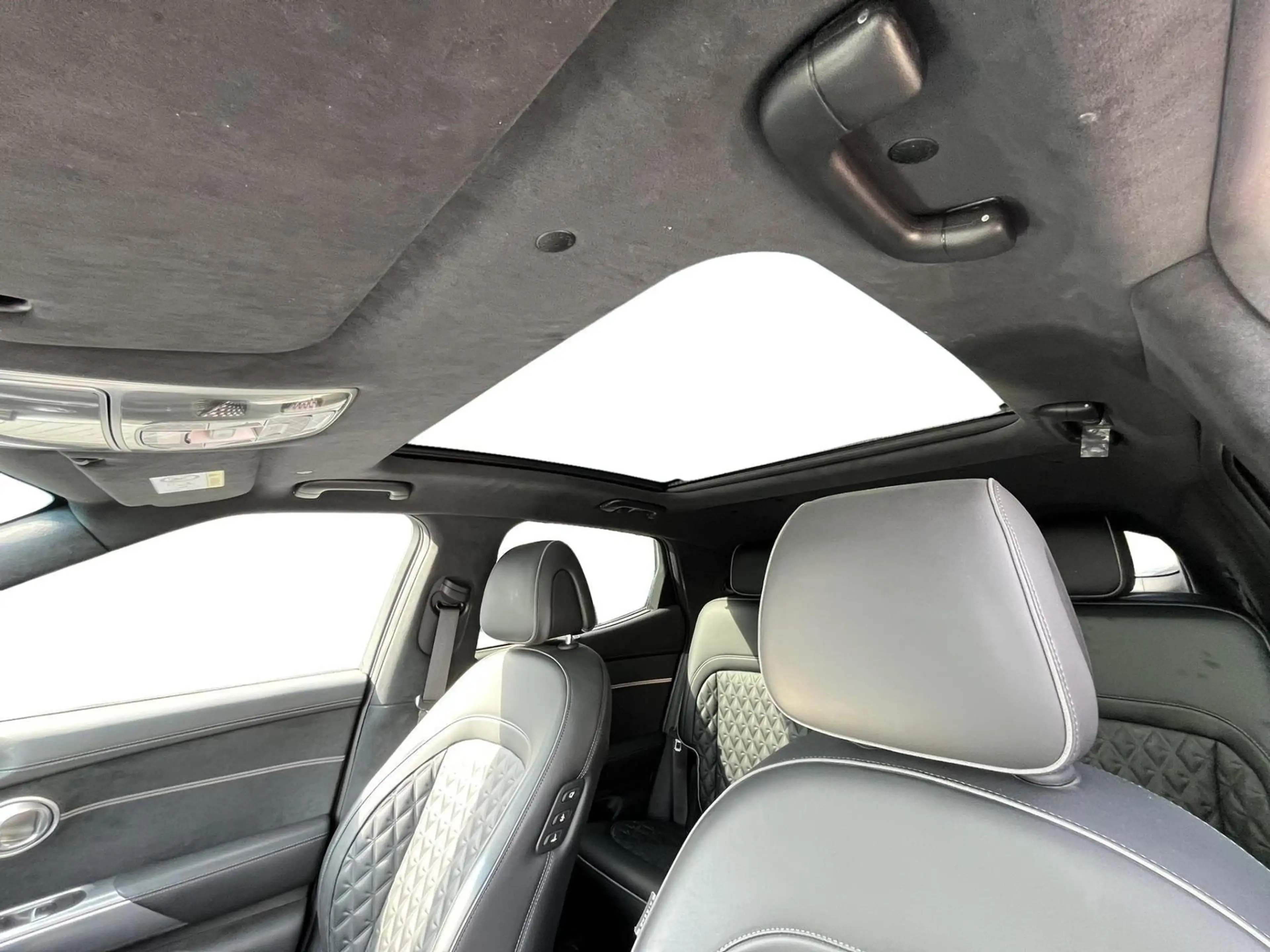 Genesis GV60 Sport-Plus-Paket AWD 77,4 kWh — photo 14