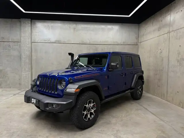 Jeep Wrangler view 3