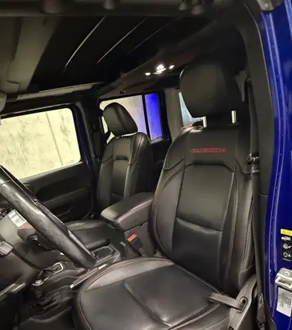 Jeep Wrangler view 11