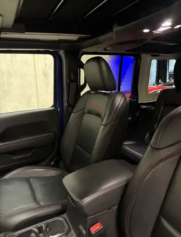 Jeep Wrangler view 12