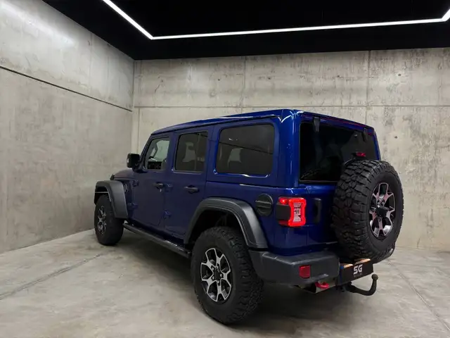 Jeep Wrangler view 4