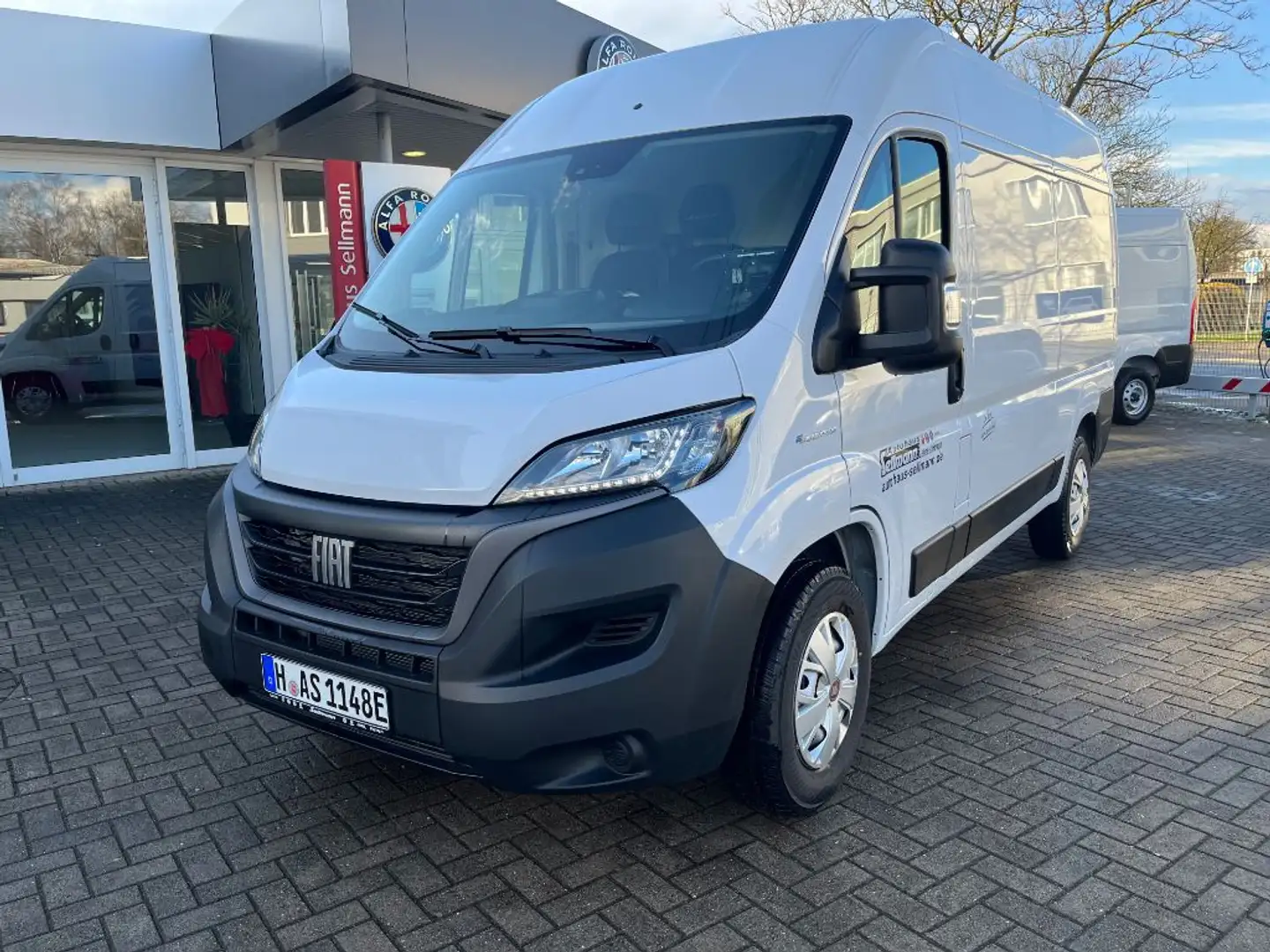 Fiat Ducato e-Ducato L2H2 (47-kWh) Weiß - 1