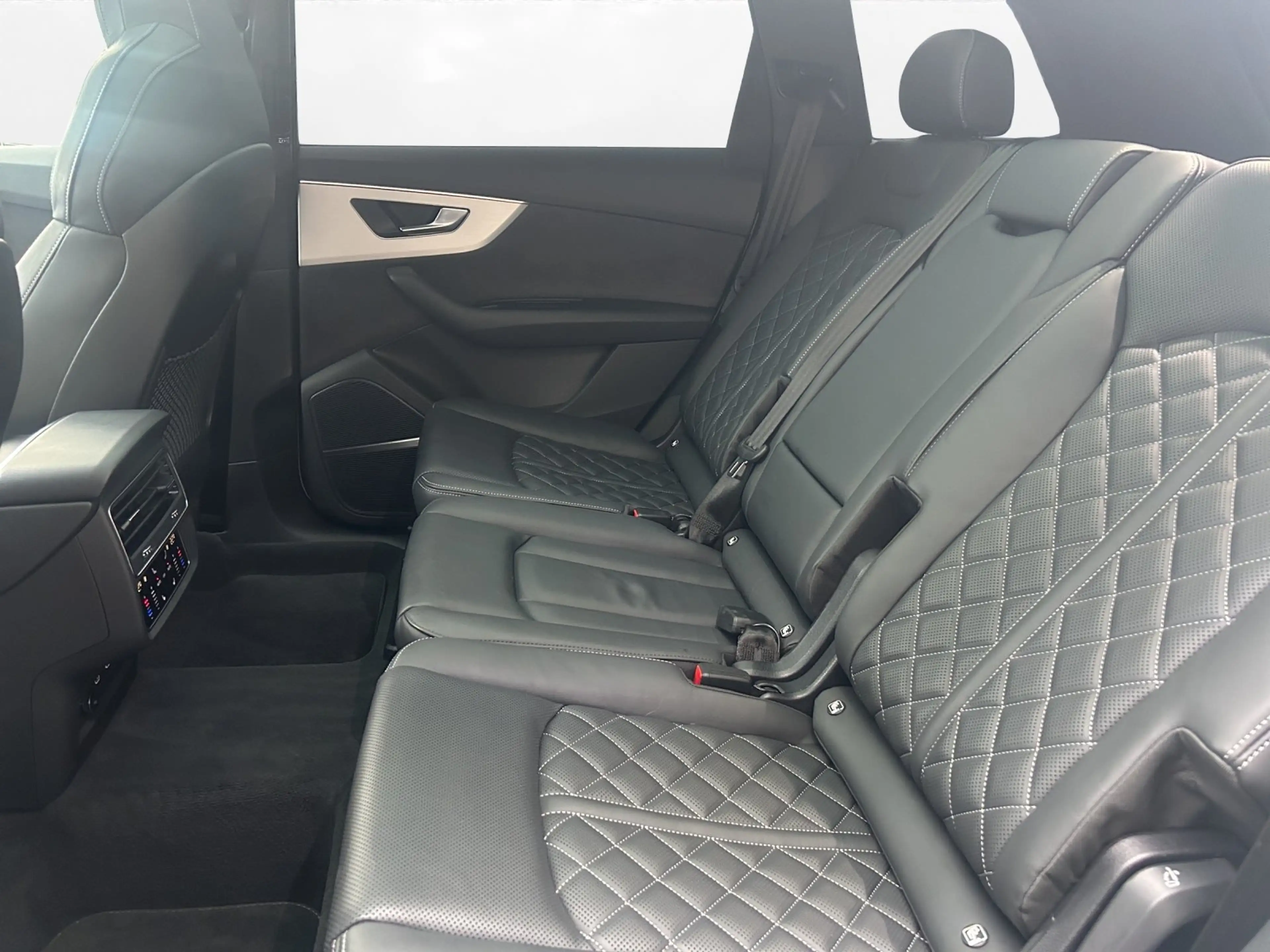 Audi SQ7 4.0 TFSI quattro tiptronic I MATRIX I AHK | — photo 12