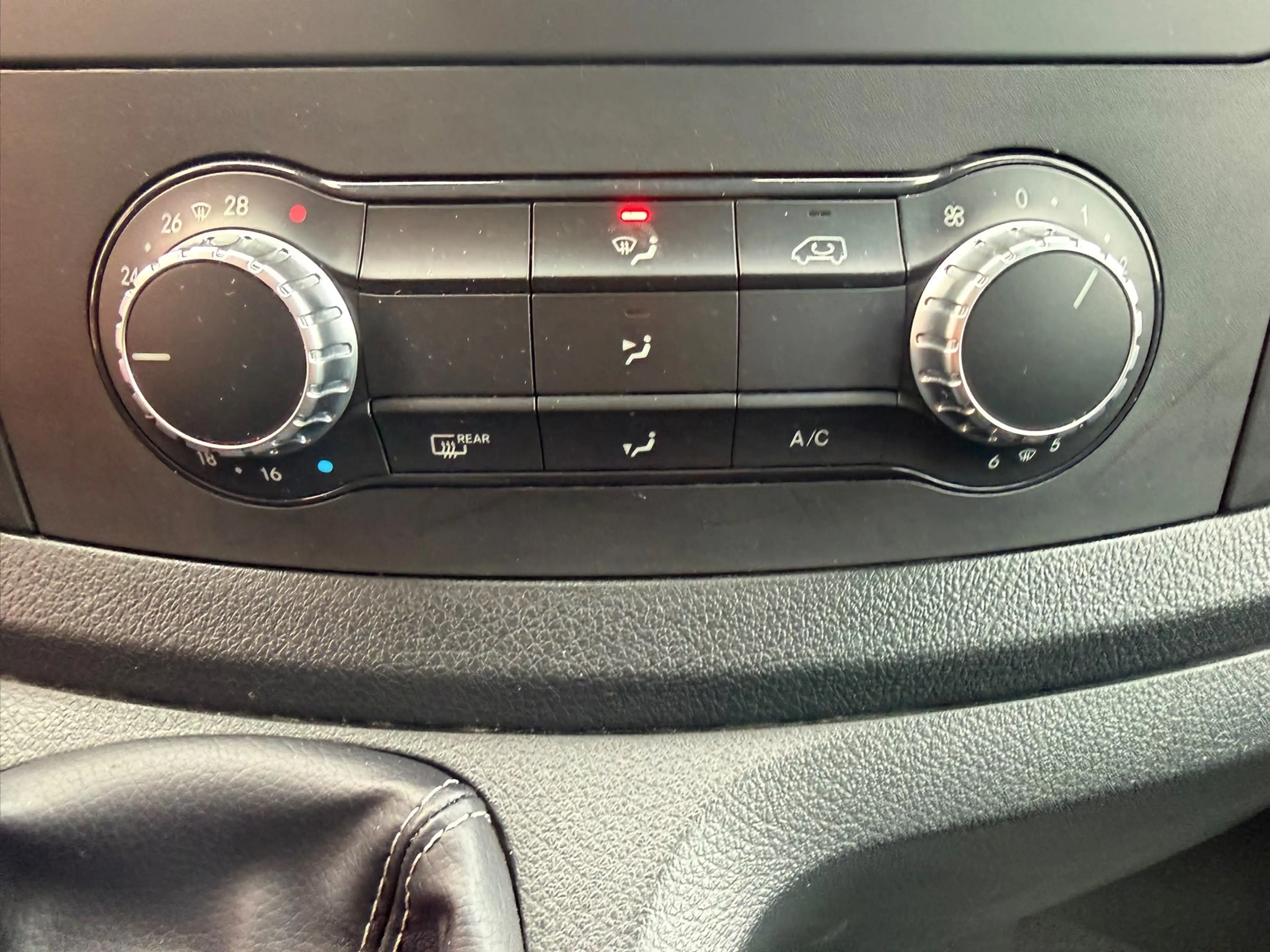 Mercedes-Benz Vito 2.2 CDI 114 EURO 6 DOUBLE CABINE 5 PL LONG CHASSIS — photo 14