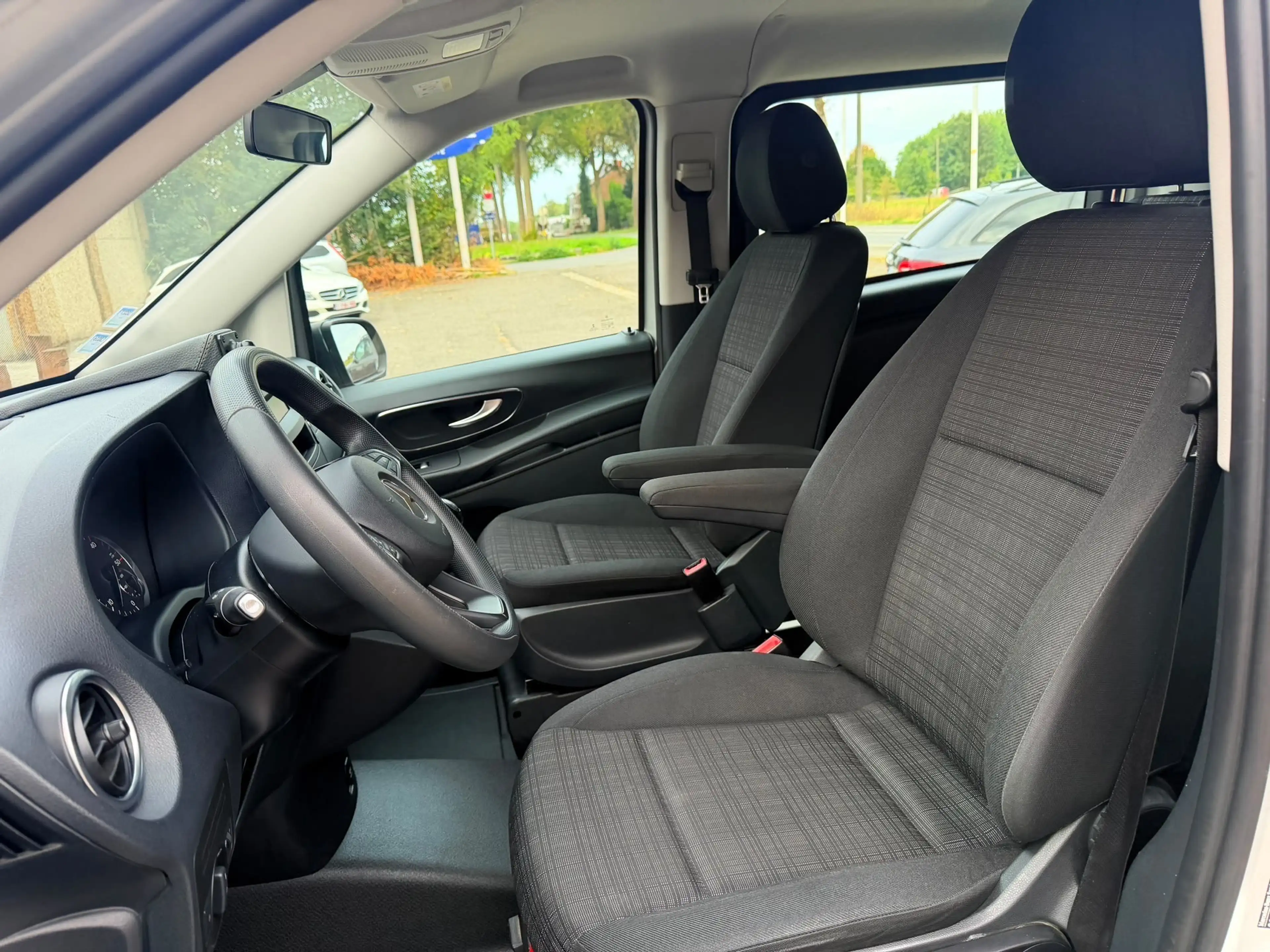 Mercedes-Benz Vito 2.2 CDI 114 EURO 6 DOUBLE CABINE 5 PL LONG CHASSIS — photo 8