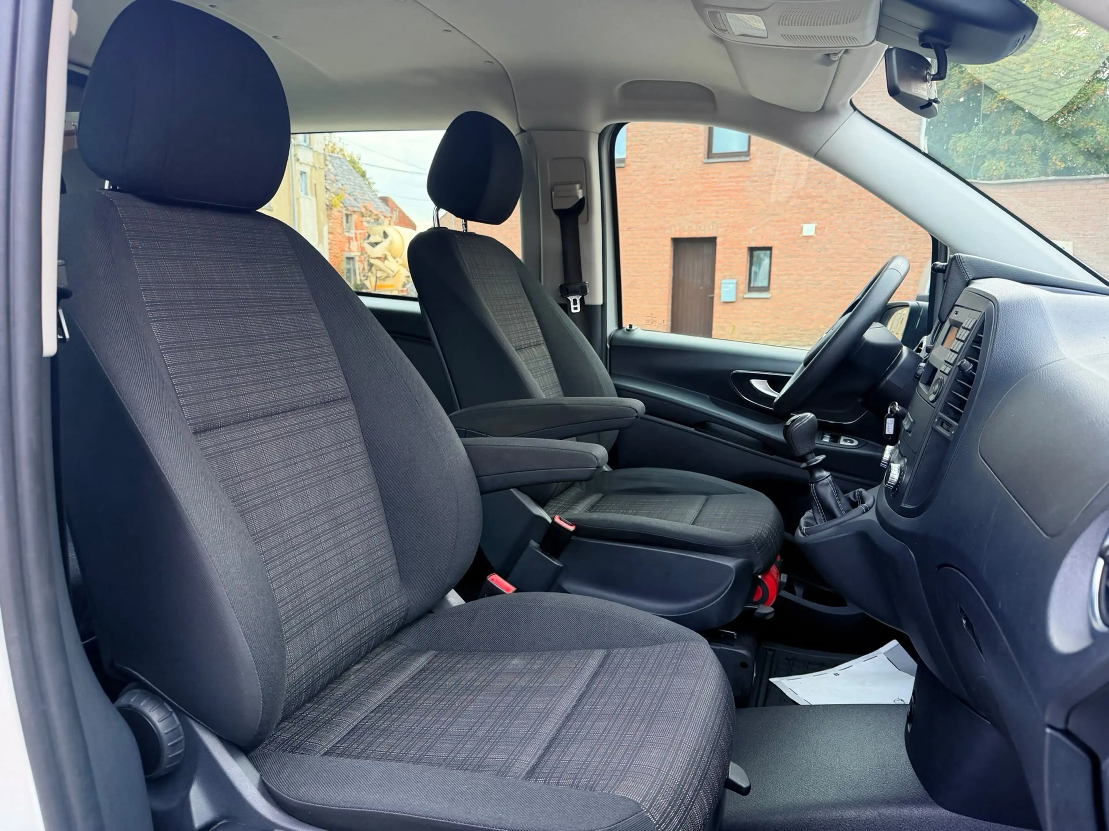 Mercedes-Benz Vito 2.2 CDI 114 EURO 6 DOUBLE CABINE 5 PL LONG CHASSIS — photo 9