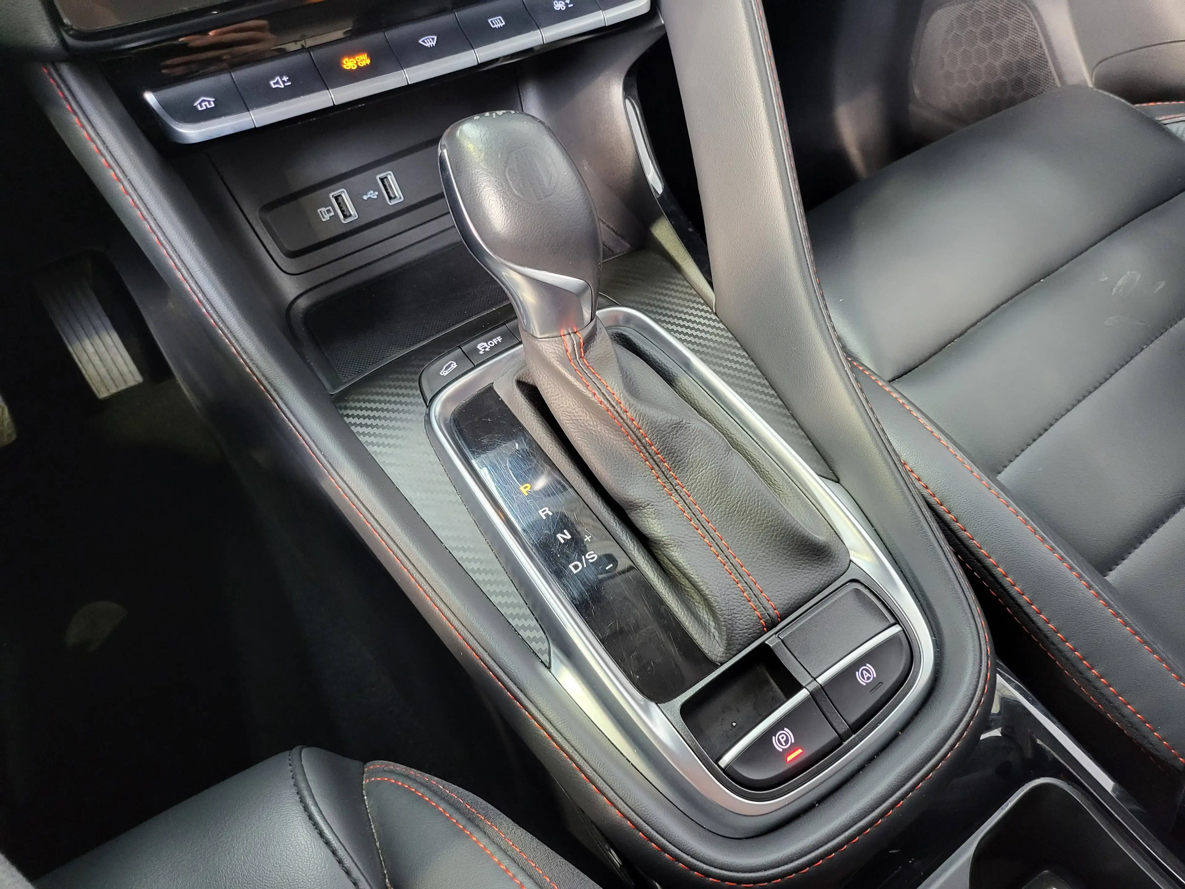 MG ZS 1.0 T-GDi Luxury | 2024 | Automaat | 28.544 km | Cam.360 | Led | Navi | CarPlay | DAB | Cruise | Leder | SuperDeal — photo 21