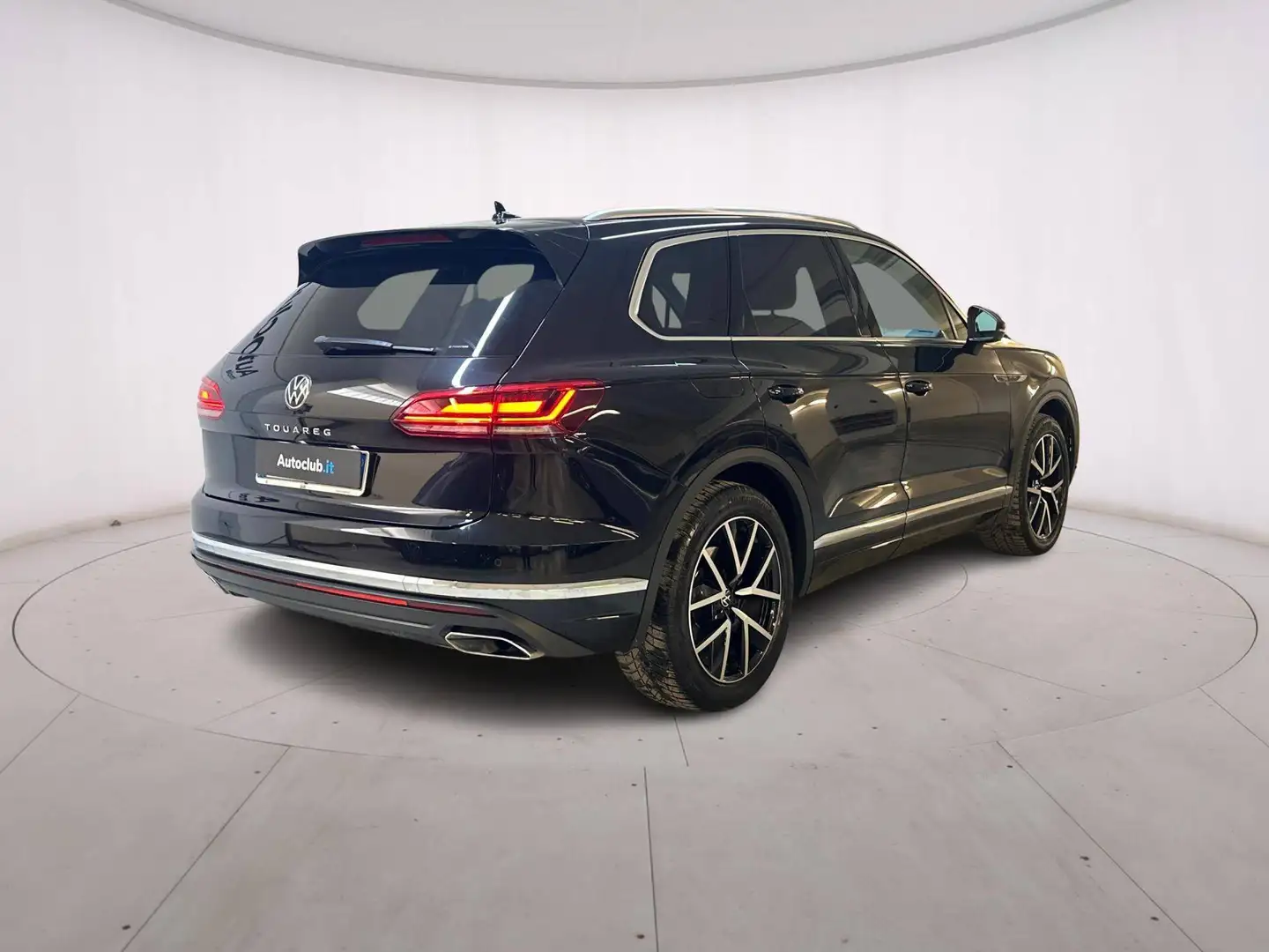 Volkswagen Touareg 3.0 V6 tdi Elegance 286cv Schwarz - 2