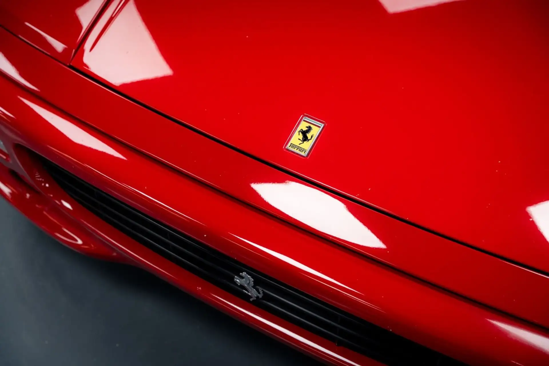 페라리 F355 1998 레드 사진 2