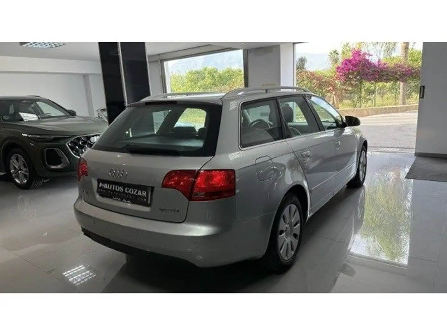 Audi A4 Avant 2.0TDI Multitronic Gris - 1