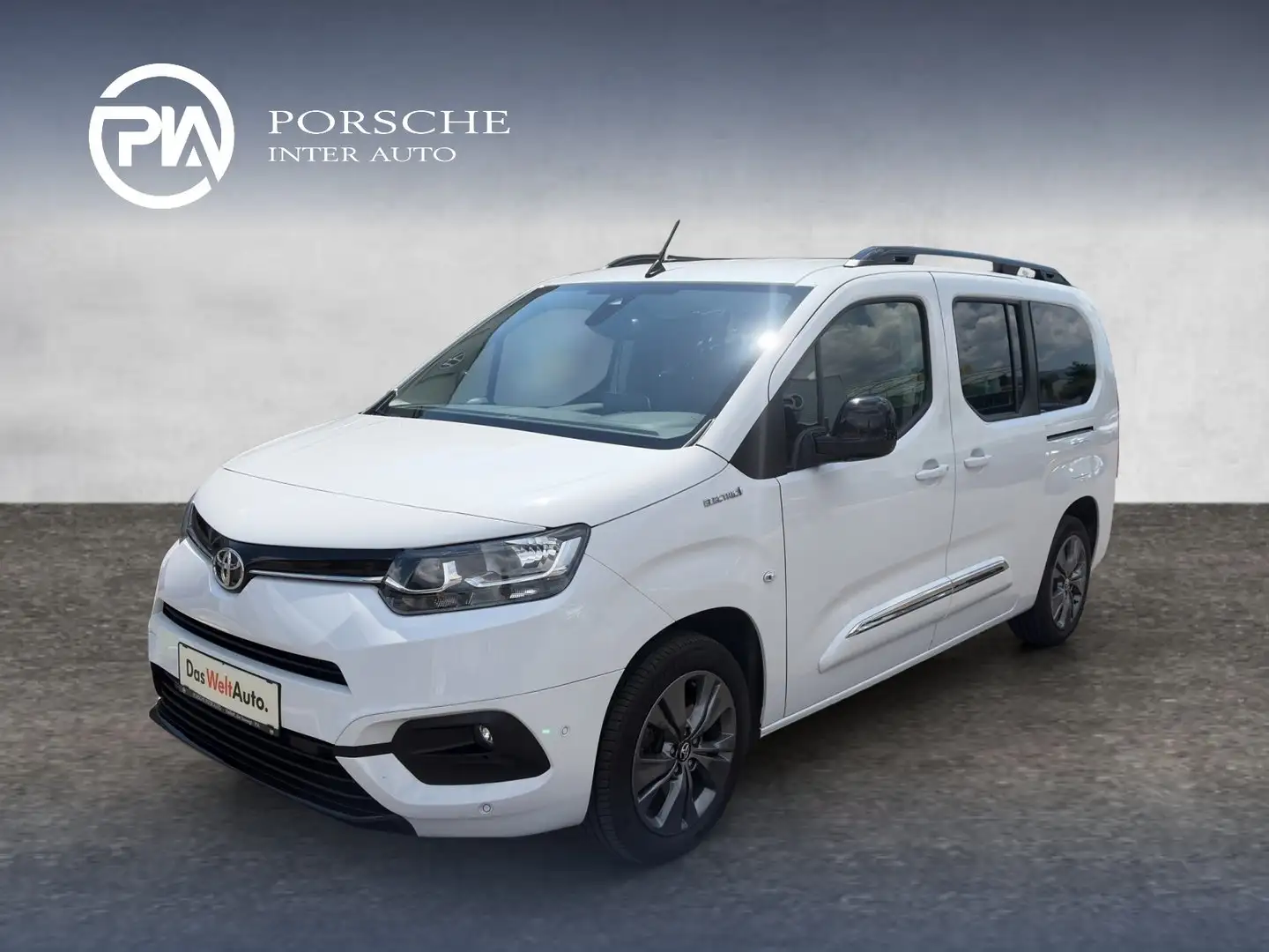 TOYOTA Proace