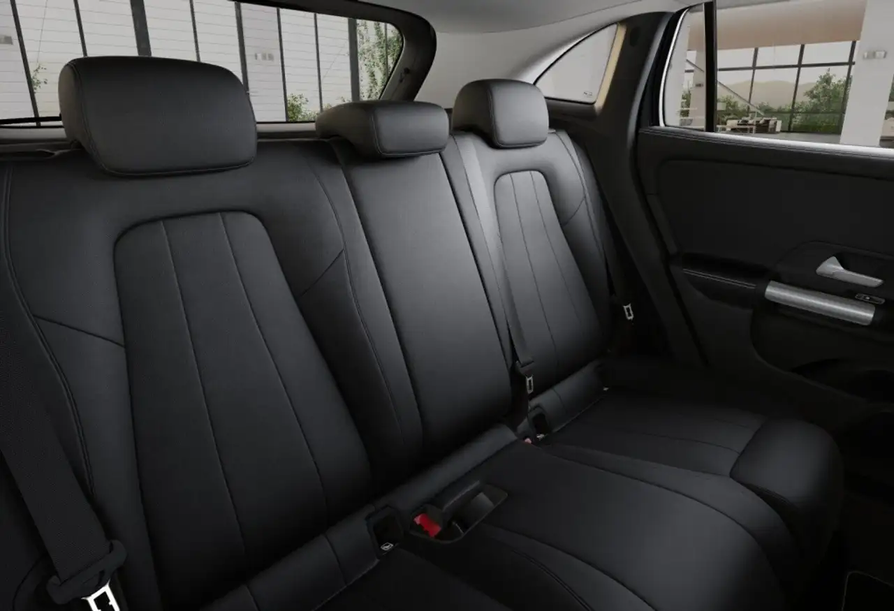 Mercedes-Benz GLA 200 Aero+Progressive+Cam+LED+Navi+Wide+PTS 10