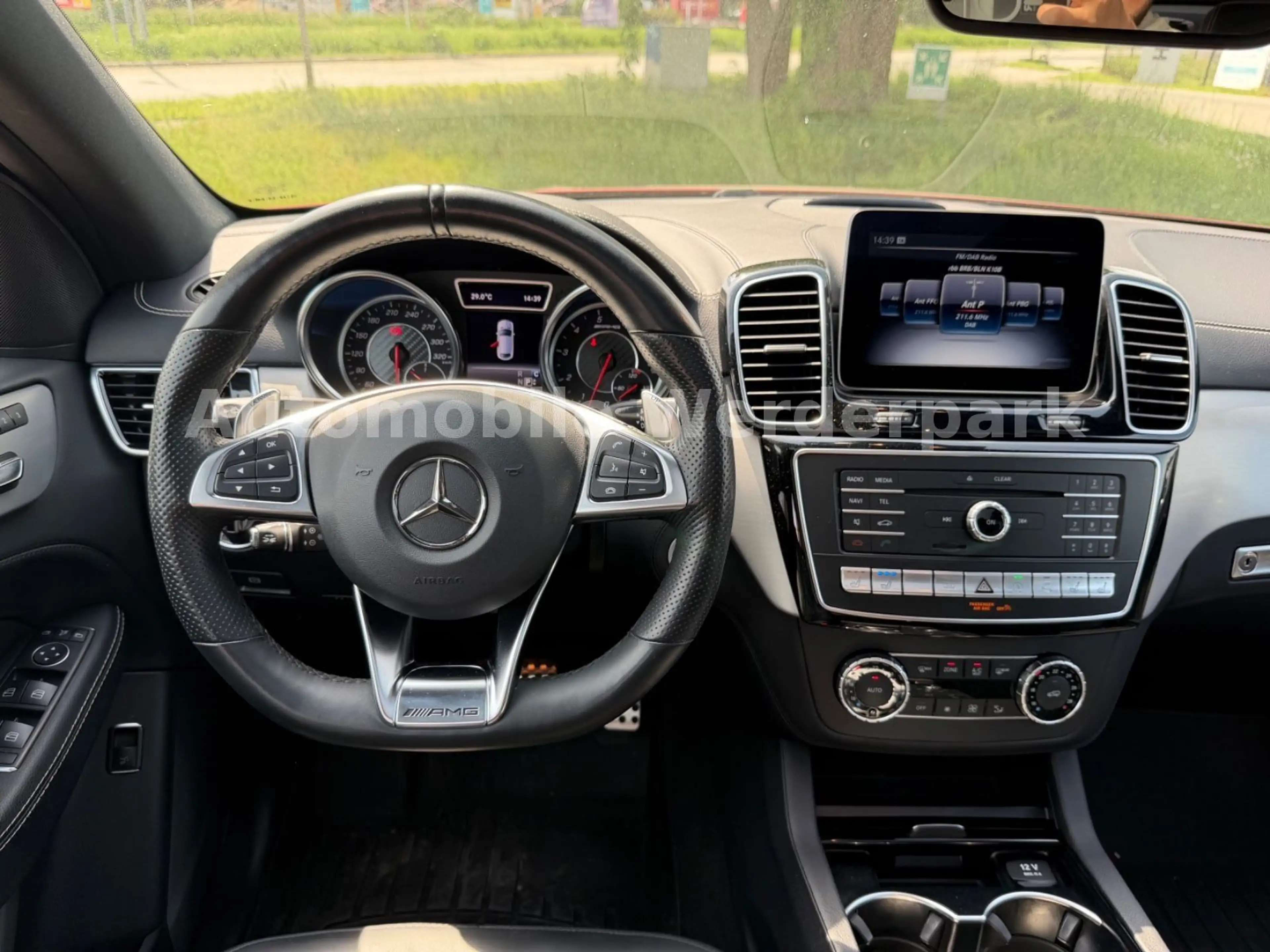 Mercedes-Benz GLE 63 AMG GLE -Klasse Coupe GLE 63 AMG 4Matic — photo 14