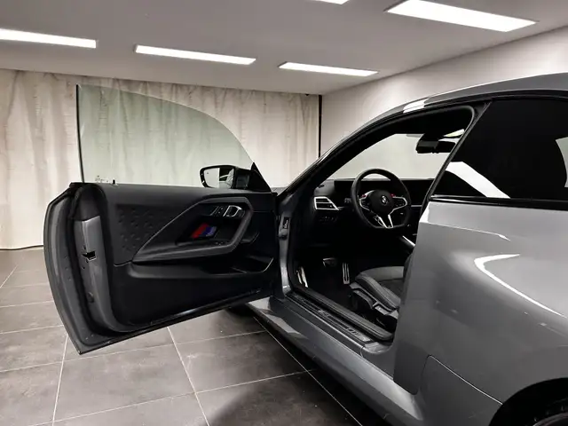 BMW M2 view 13