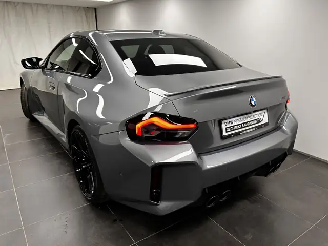 BMW M2 view 9