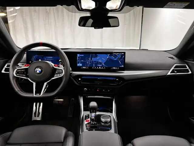 BMW M2 view 5