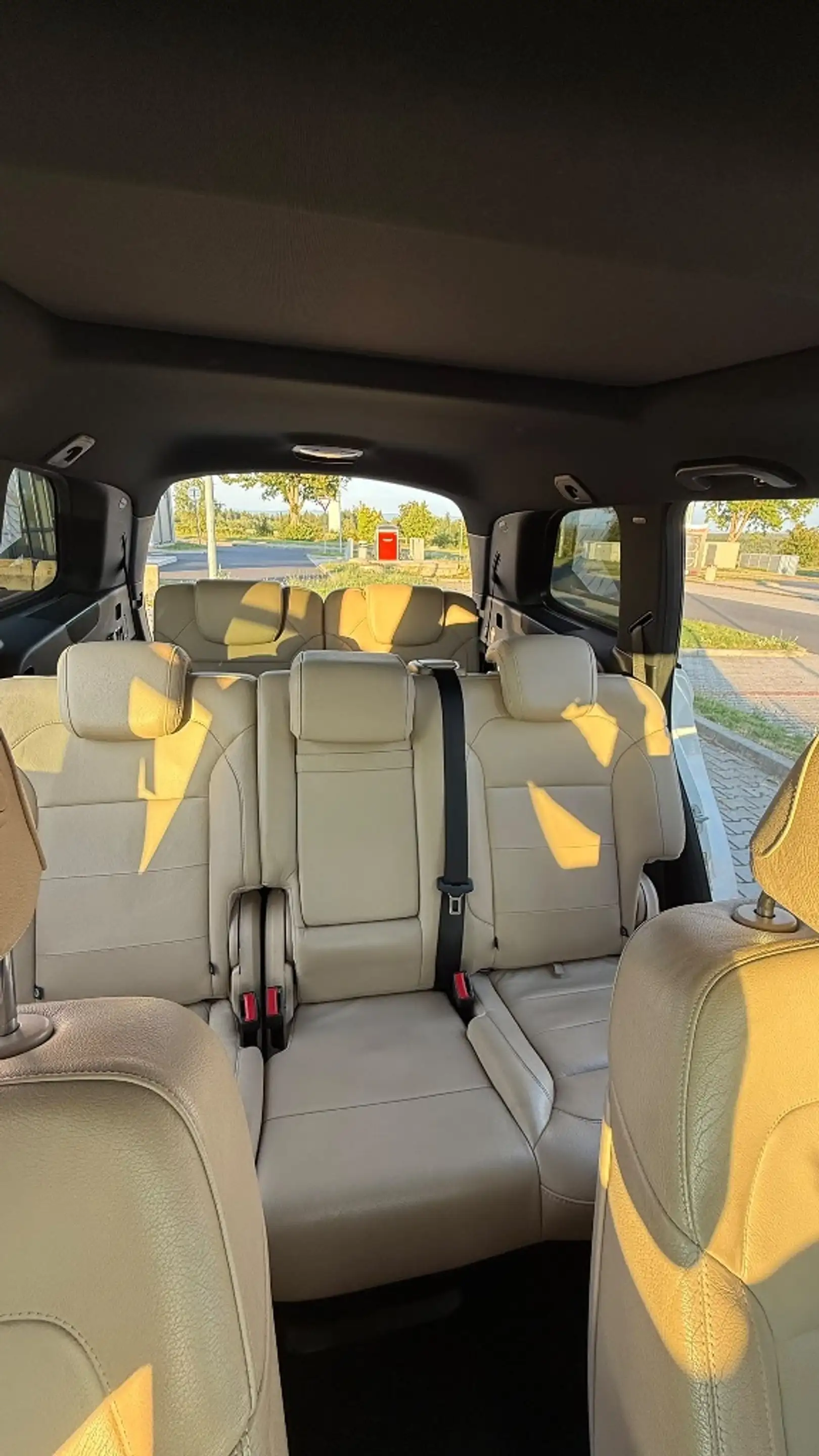 Mercedes-Benz GLS 500 GLS 500 4Matic (166.873) — photo 13