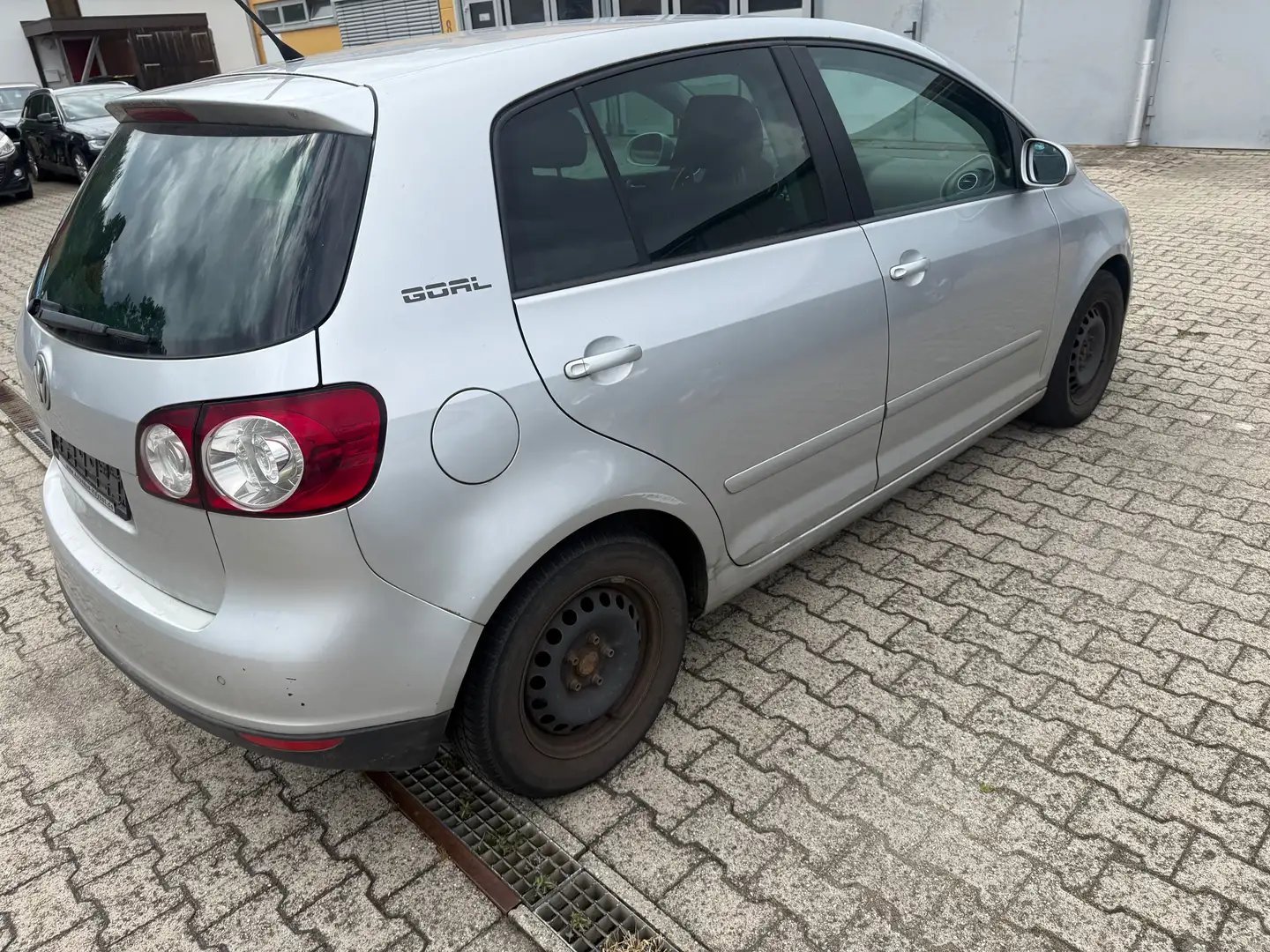 Volkswagen Golf Plus Goal Gris - 2